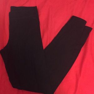 PINK “wear everywhere” black leggings